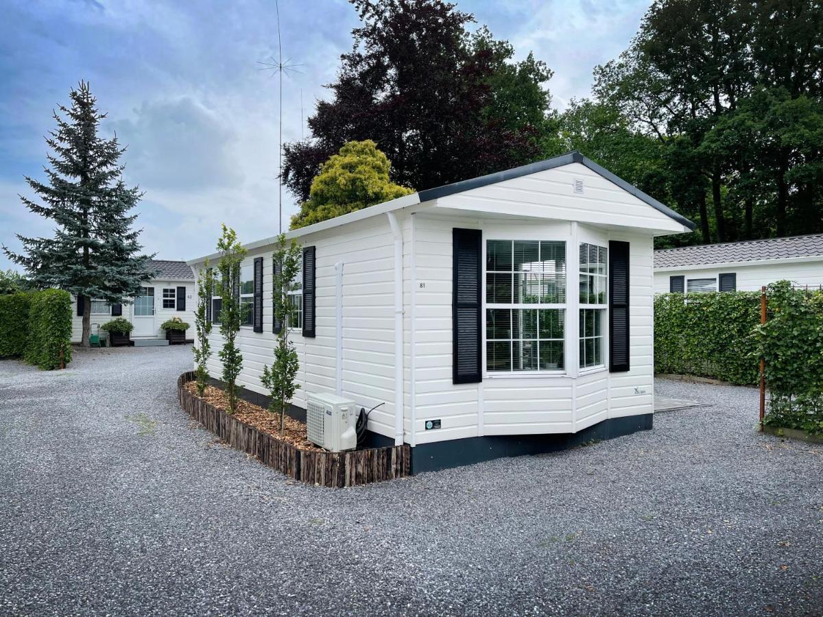 Chalet Natuurrijk โอสเตอร์ไวก์ ภายนอก รูปภาพ