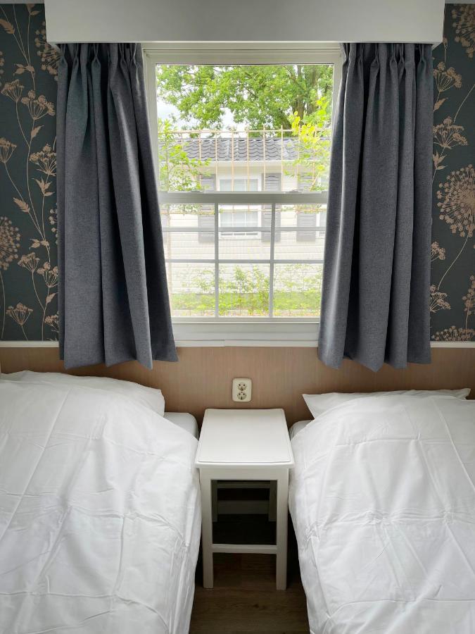 Chalet Natuurrijk โอสเตอร์ไวก์ ภายนอก รูปภาพ